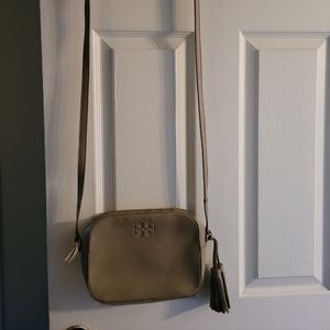 Tory burch leather crossbody/shoulder bag